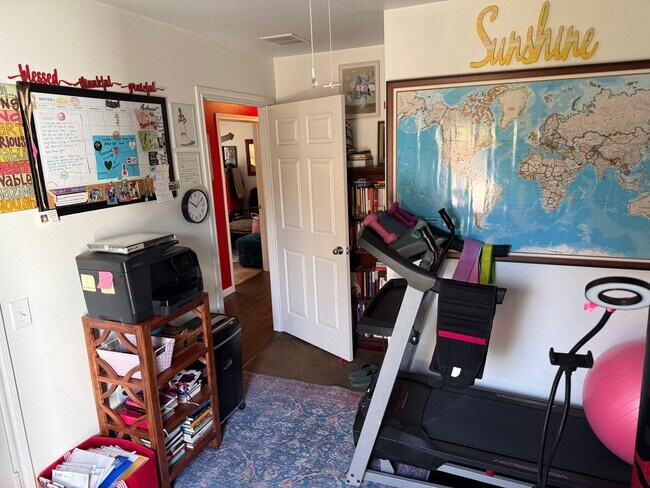 Building Photo - 2727 Choice St