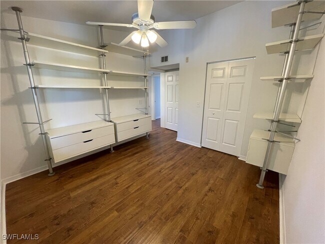 Building Photo - 8234 Key Royal Cir