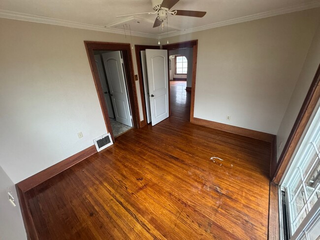 Building Photo - 2 bedroom/2 bath home for $1,100