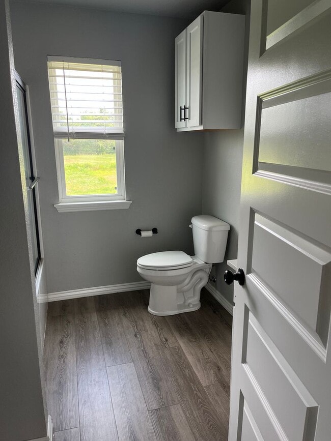 Building Photo - COX-NORTHRIDGE DRIVE TOWNHOMES