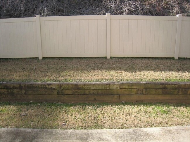 Building Photo - 2547 Avery Park Cir