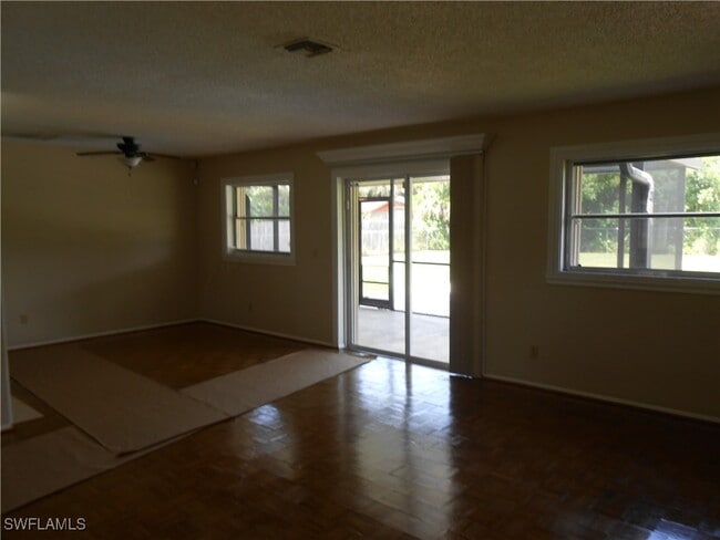 Building Photo - 524 Glendale Ave