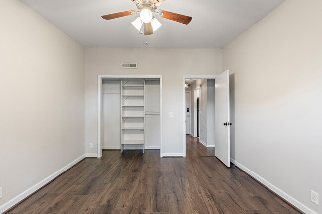 Building Photo - 4425 Westlawn Dr