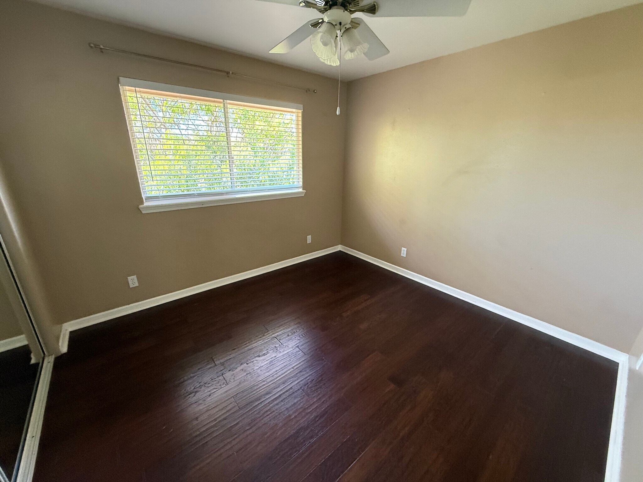 Building Photo - 2657 Moolio Pl