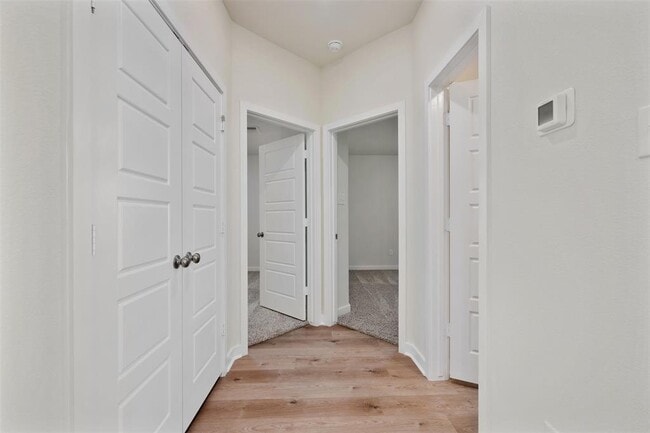 Building Photo - 109 Watch Hl