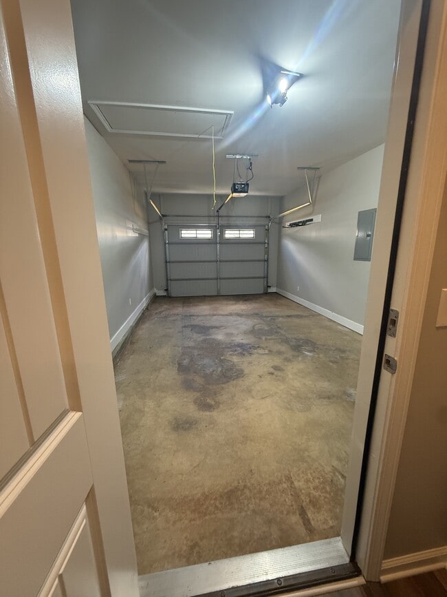 Building Photo - 124 Heyward Dr