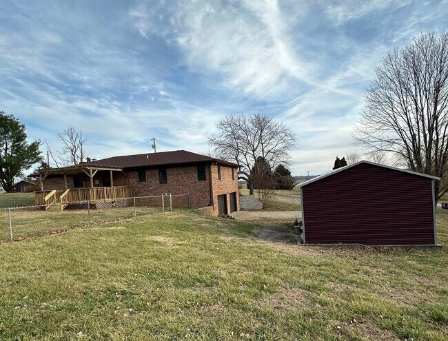 Building Photo - 7269 KY-405