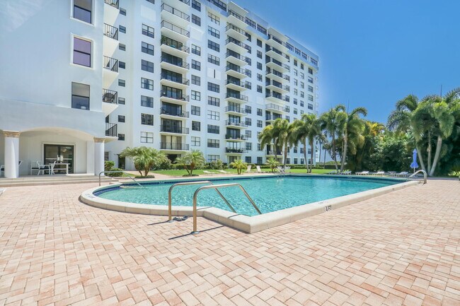 Building Photo - 3800 Washington Rd