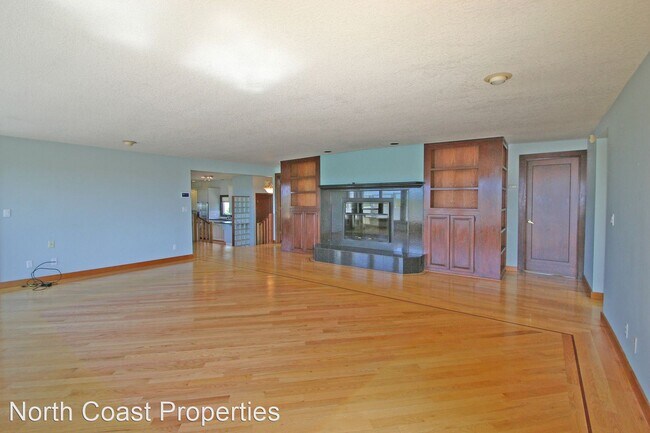 Building Photo - 5 br, 3.5 bath House - 89880 Ocean Drive