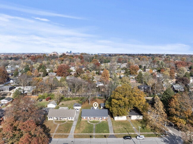 Primary Photo - 129 Greenbriar Rd