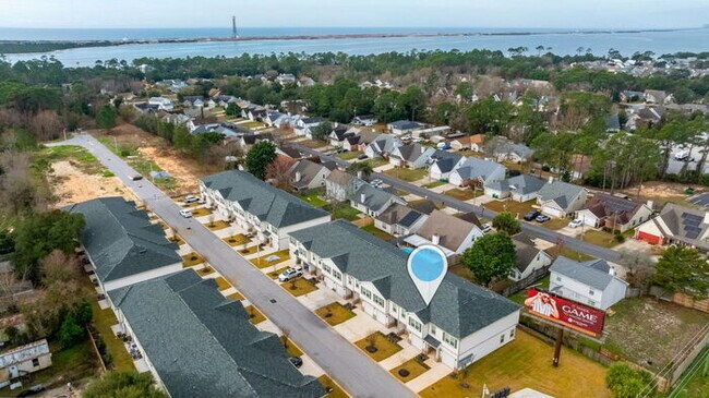 Building Photo - 469 Westgate Wy