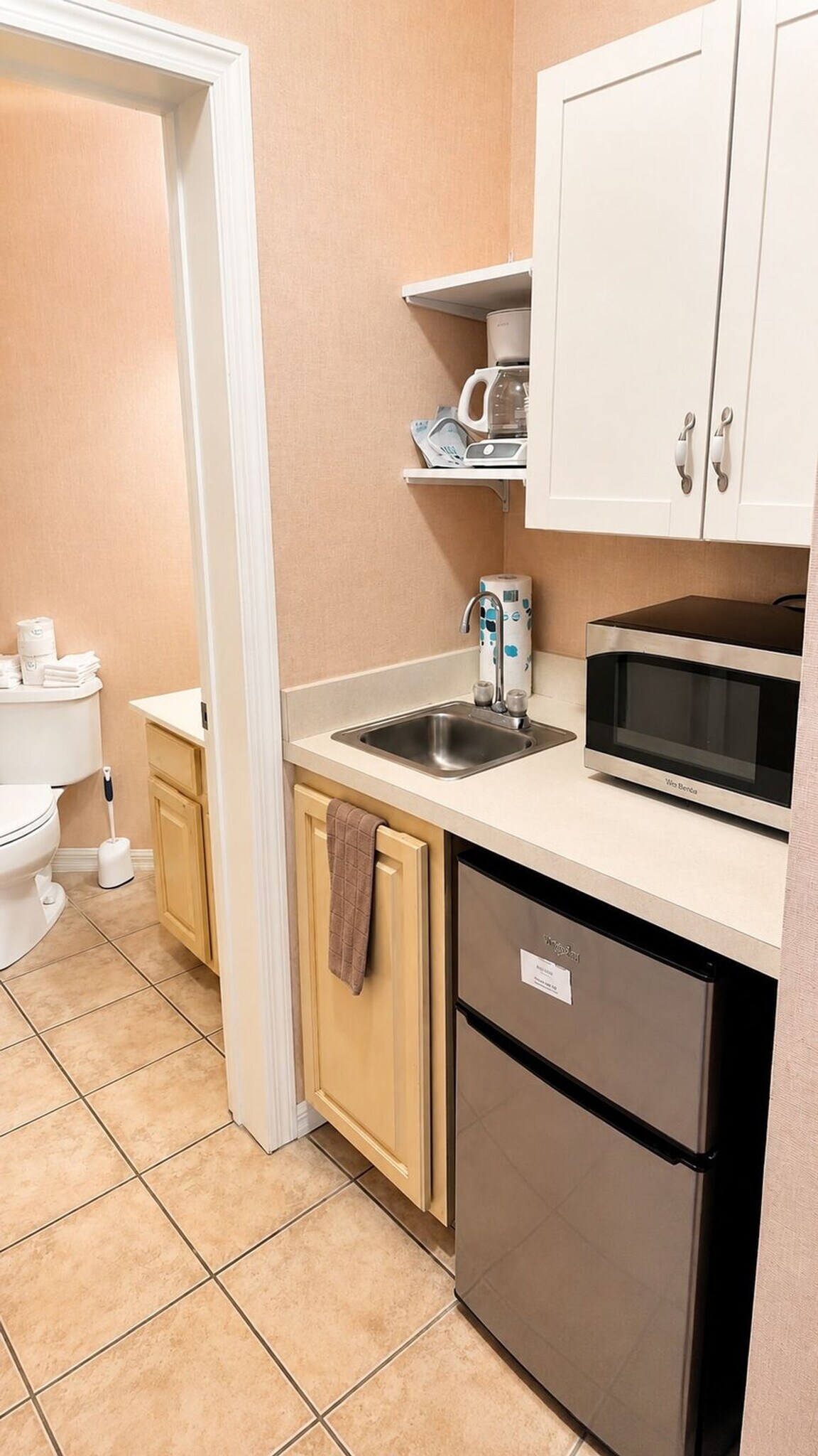 Building Photo - 9941 Perfect Dr