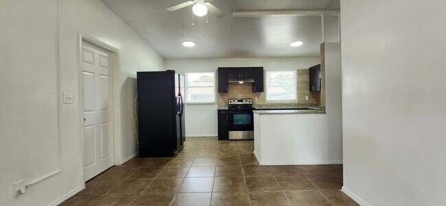 Building Photo - 4903 South 82nd Street