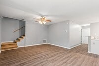 Building Photo - 4439 Townhouse Way