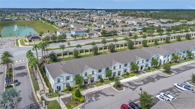 Building Photo - 2406 Dubai St