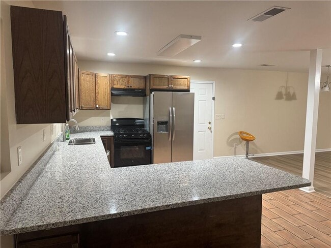 Building Photo - 2191 Beecher Cir SW