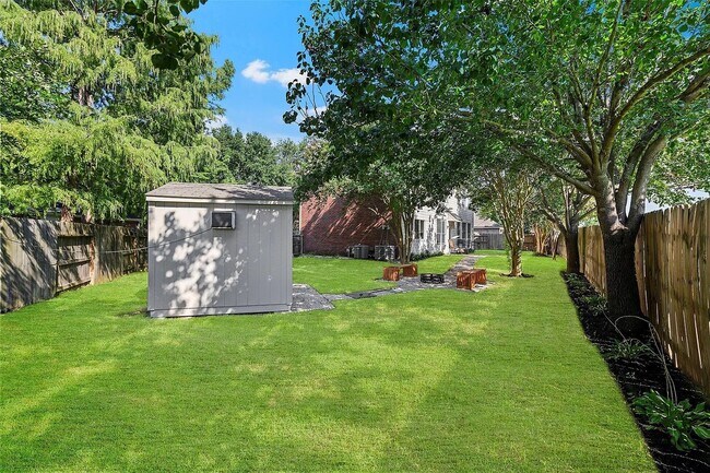 Building Photo - 3427 Shadowchase Dr