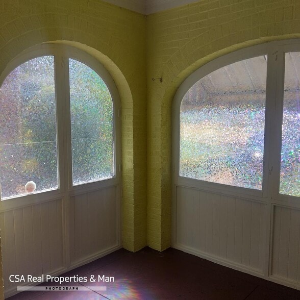 Building Photo - 1691 Beecher St SW