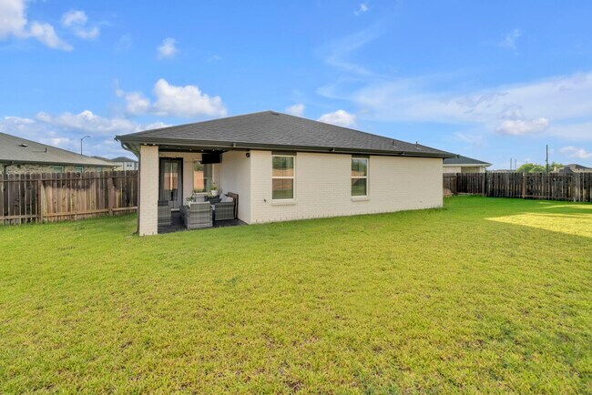 Building Photo - 3903 Yonkers Valley Ln