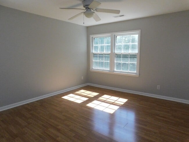 Building Photo - End Unit Townhome