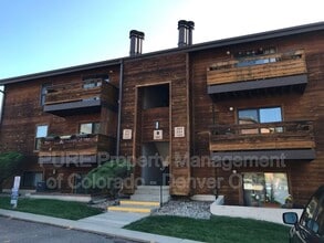 Building Photo - 427 Wright St