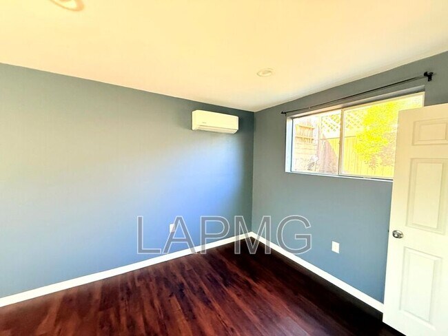 Building Photo - 17535-17537 Baltar Street