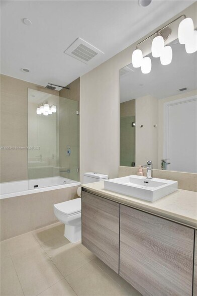 Building Photo - 1080 Brickell Ave