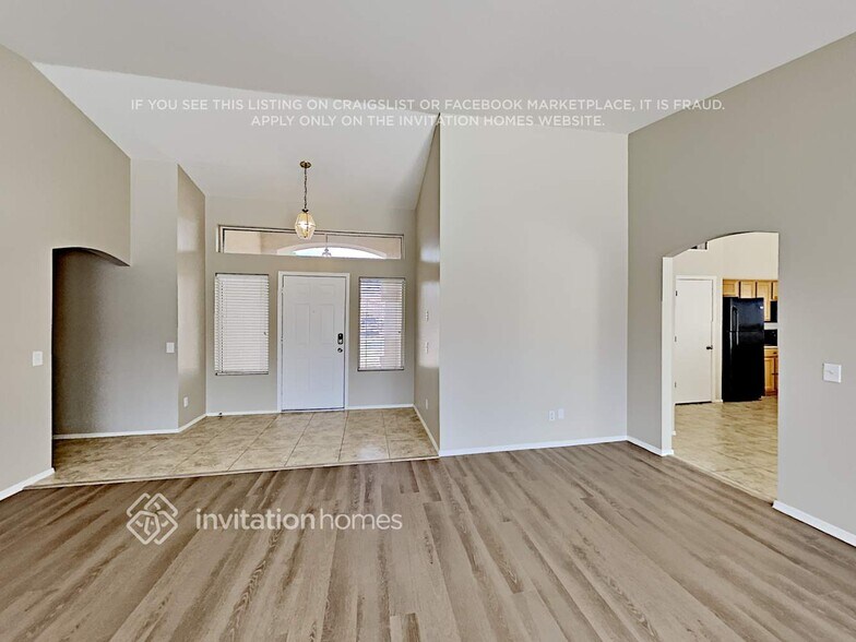 Building Photo - 7039 S 19th St