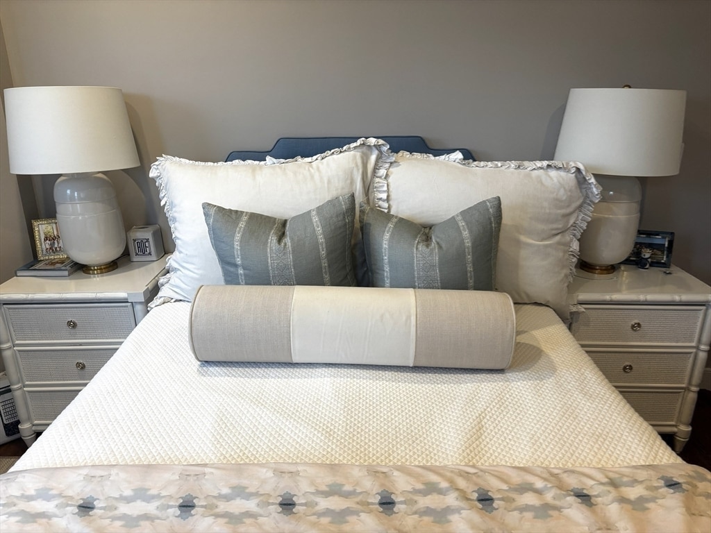 Building Photo - 177 E St