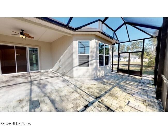 Building Photo - 323 Tate Ln