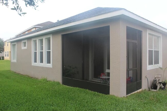 Building Photo - Elegant 4-bedroom 3-bathroom Home in Windermere