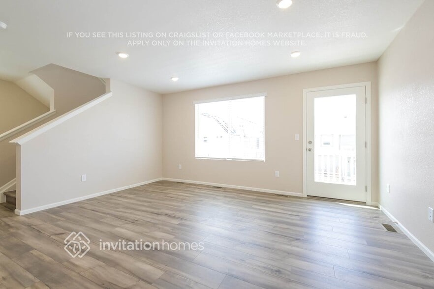 Building Photo - 13499 E 103rd Pl