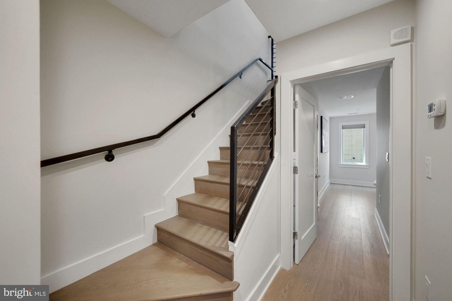 Building Photo - 703 Newton Pl NW