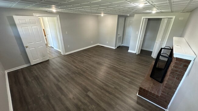 Building Photo - 5321 Juanita Ln