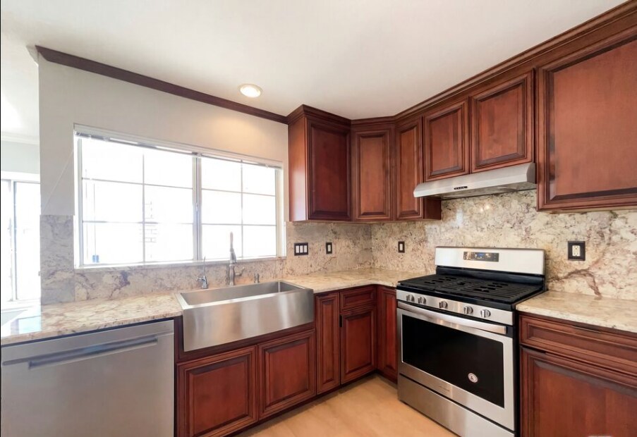 Building Photo - 26842 Palacete Dr