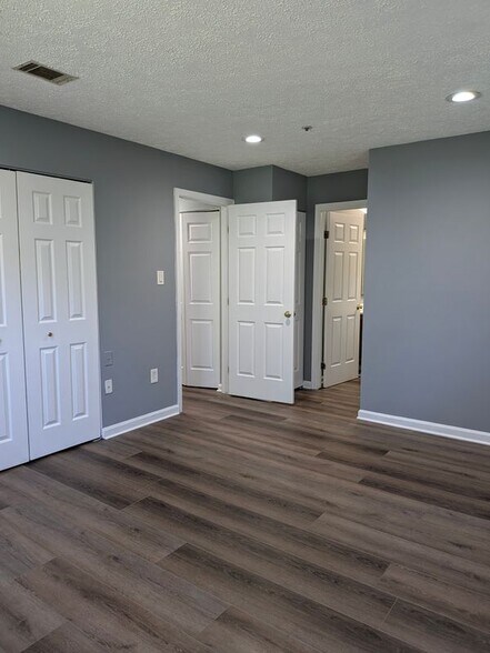 Building Photo - 12221 Eagles Nest Ct