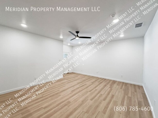 Building Photo - 5805 URBANA-