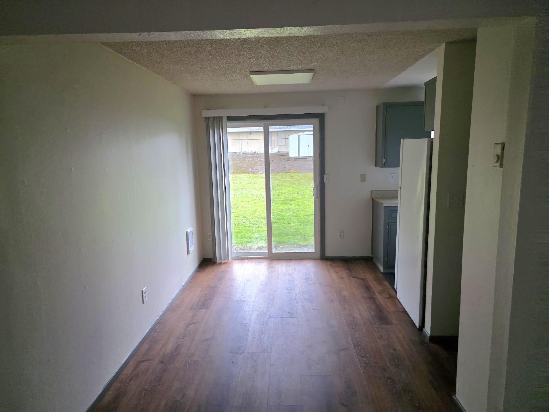 Building Photo - 350 SE Dimick St