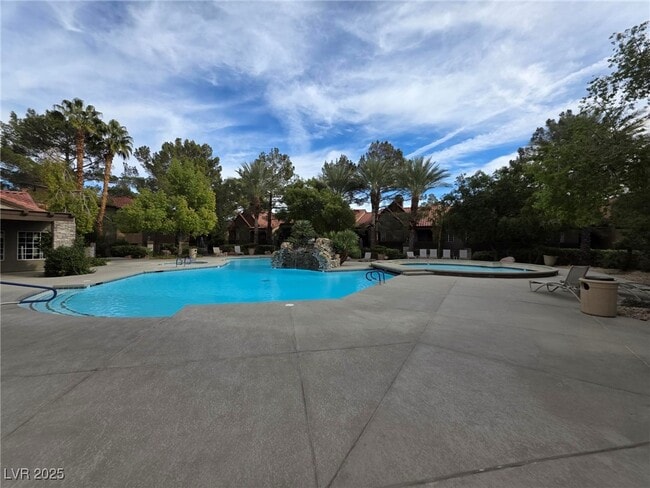 Building Photo - 2200 S Fort Apache Rd