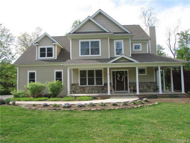 Building Photo - 2 Long Hill Rd