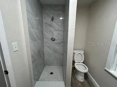 Building Photo - 725 16th Ave NW