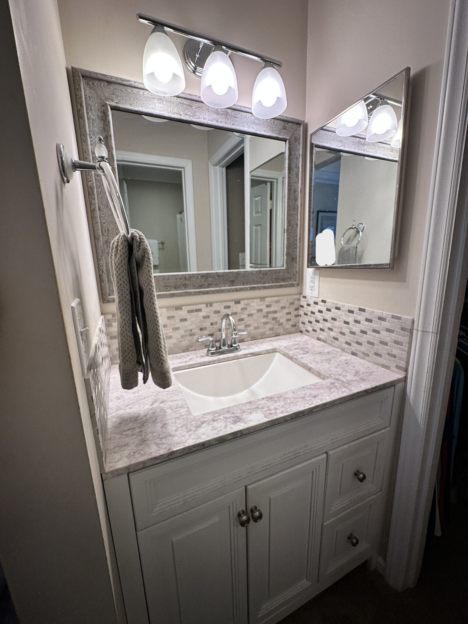 Master Bathroom Vanity - 301 Queens Rd