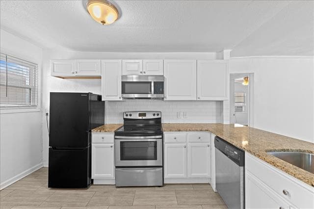 Building Photo - 2617 W Bewick St