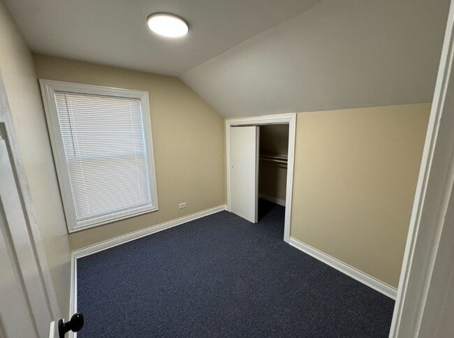 Building Photo - 7245 S Evans Ave