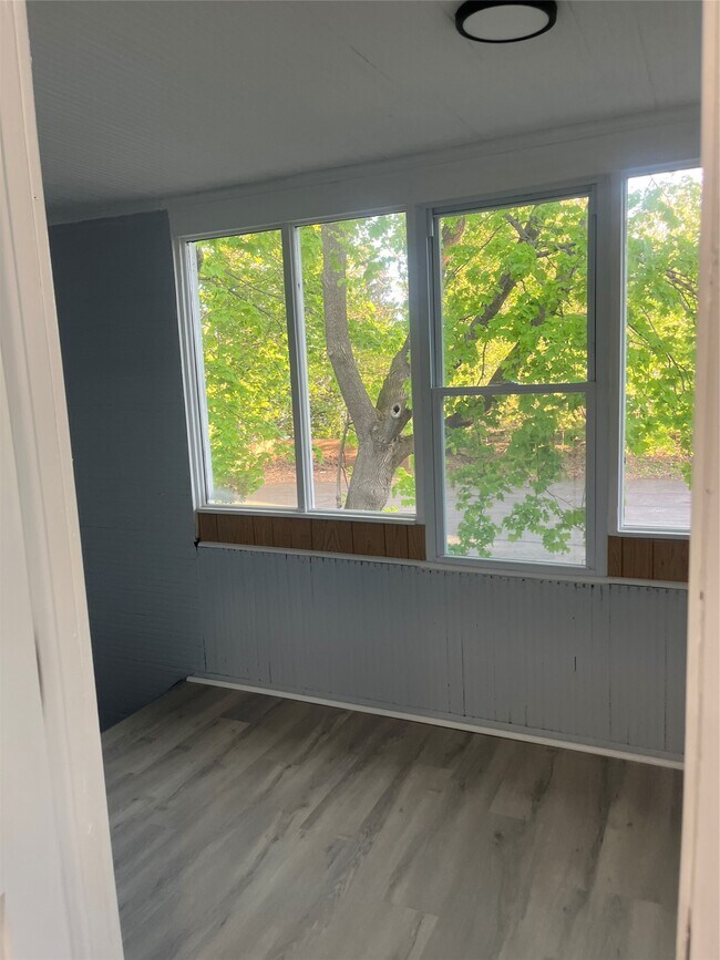 Building Photo - 36 Frederick St