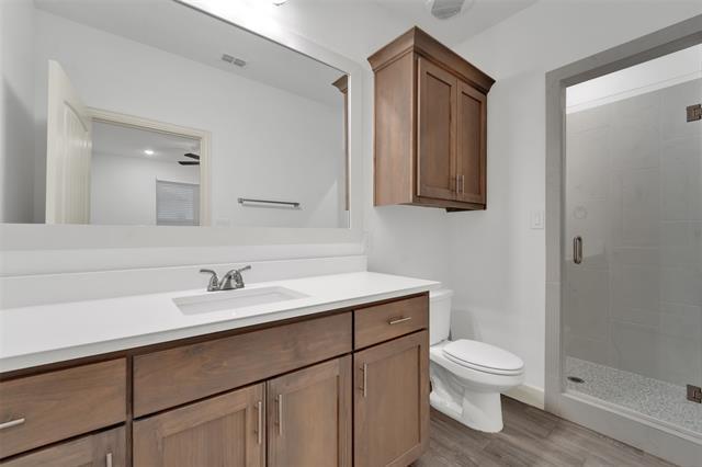 Building Photo - 117 Community Dr