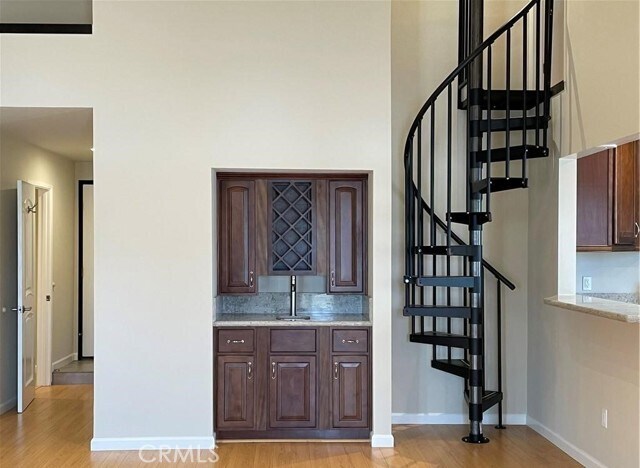 Building Photo - 222 N Rose St