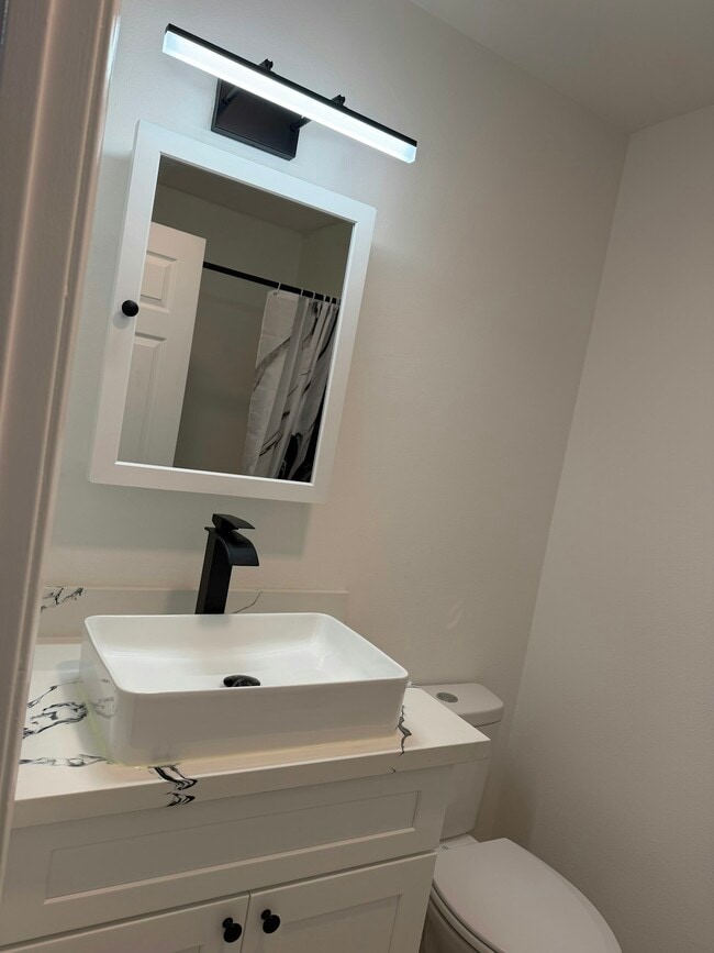 Building Photo - 5544 Keoncrest Cir
