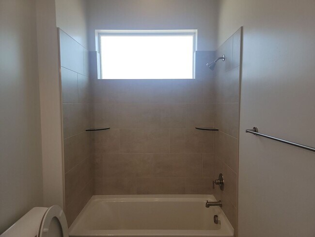 Building Photo - Brand New Stylish 3 Bedroom Home!
