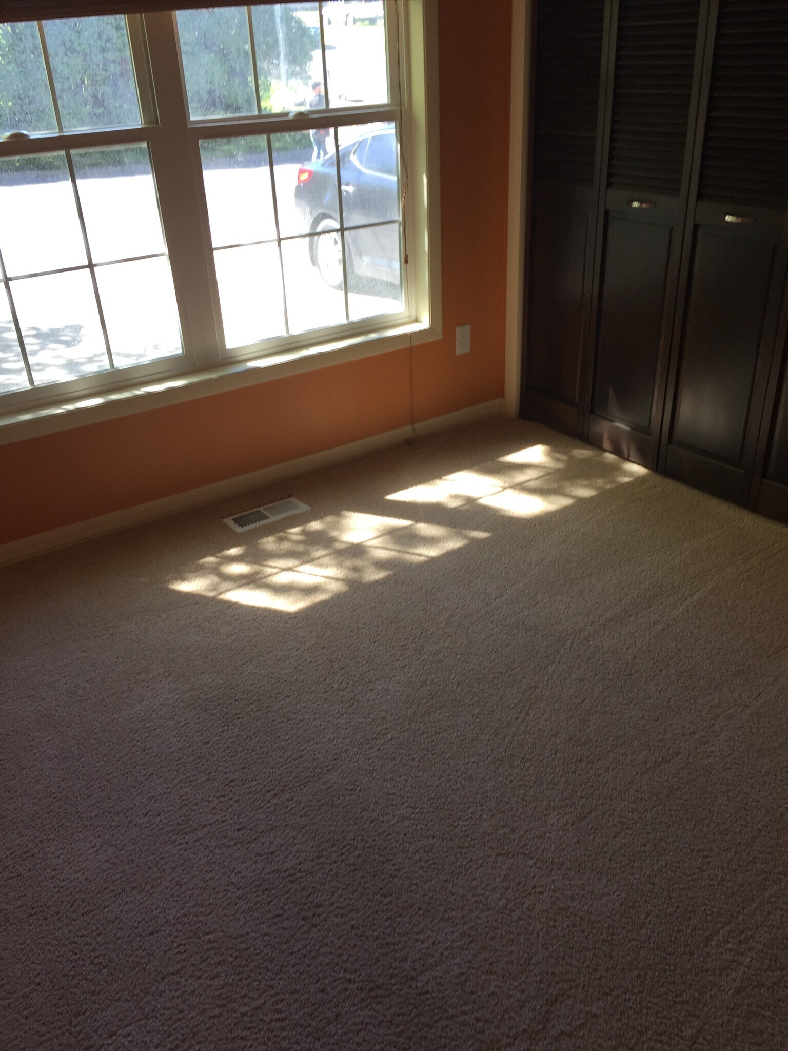 Building Photo - 310 SE Dilke St